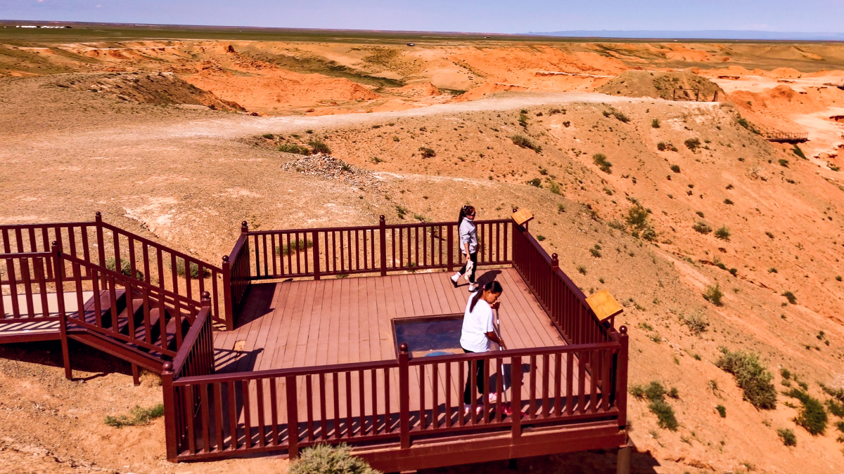 Viewing platform at Flaming Cliffs